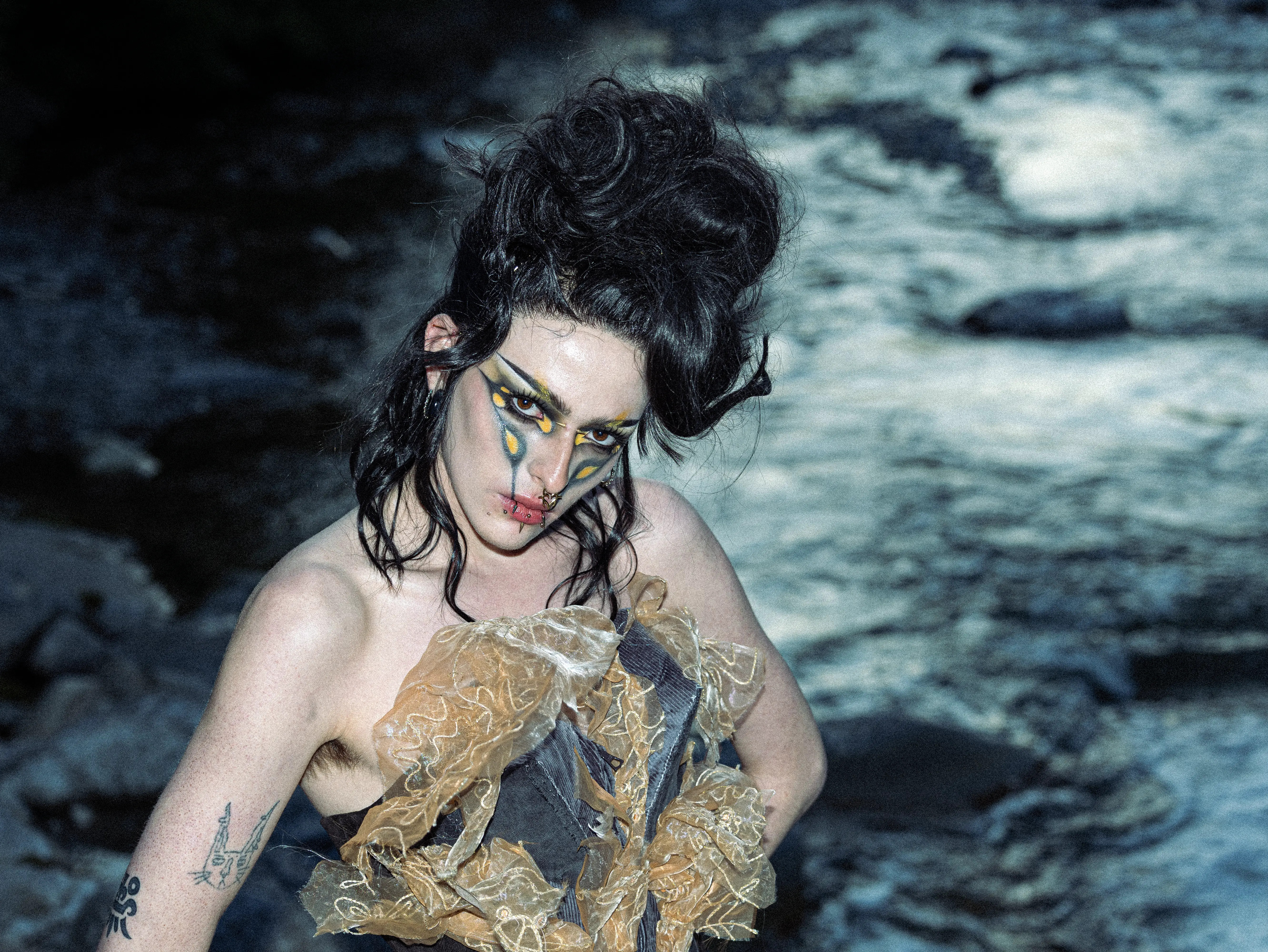 Photographie studio d'un model.