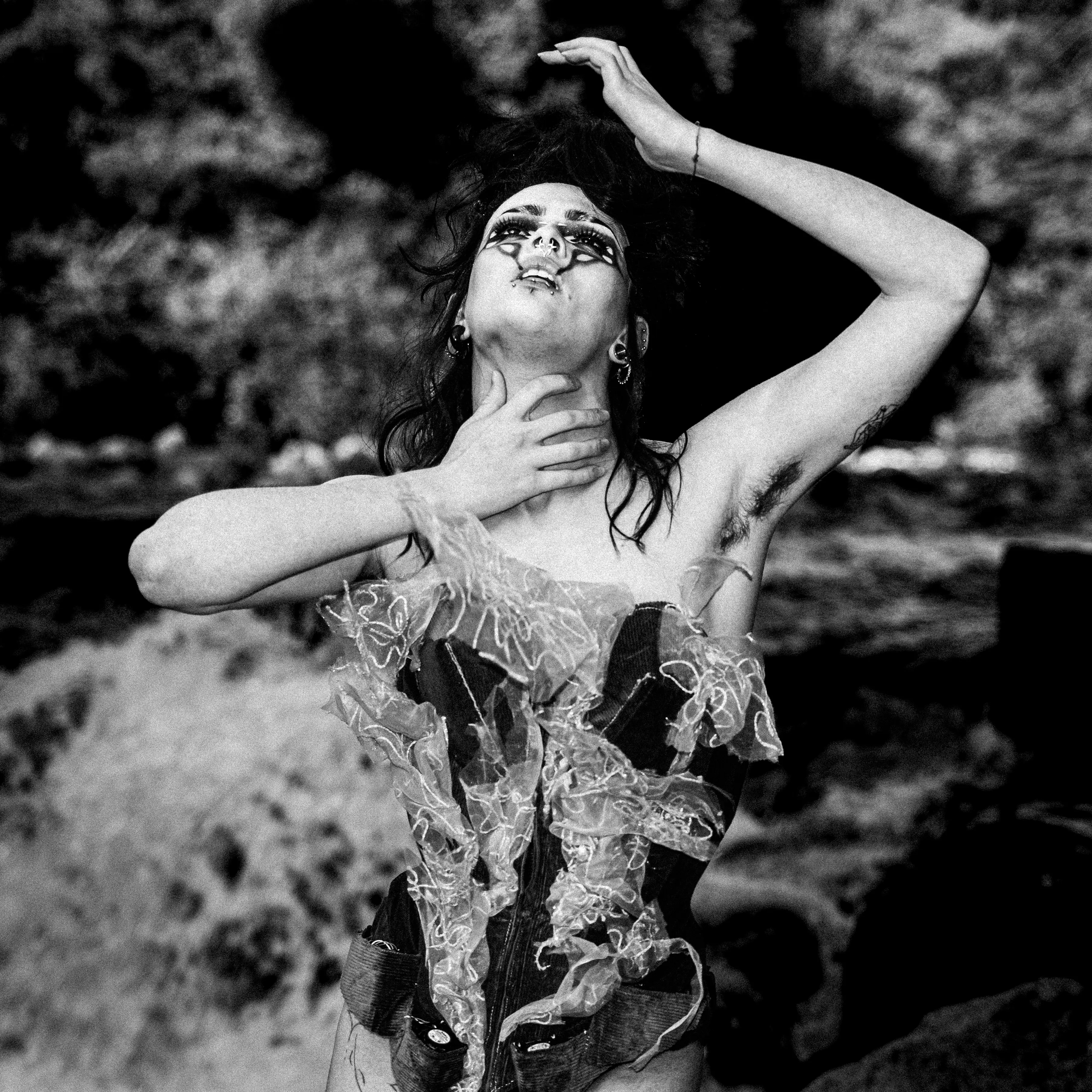 Photographie studio d'un model.