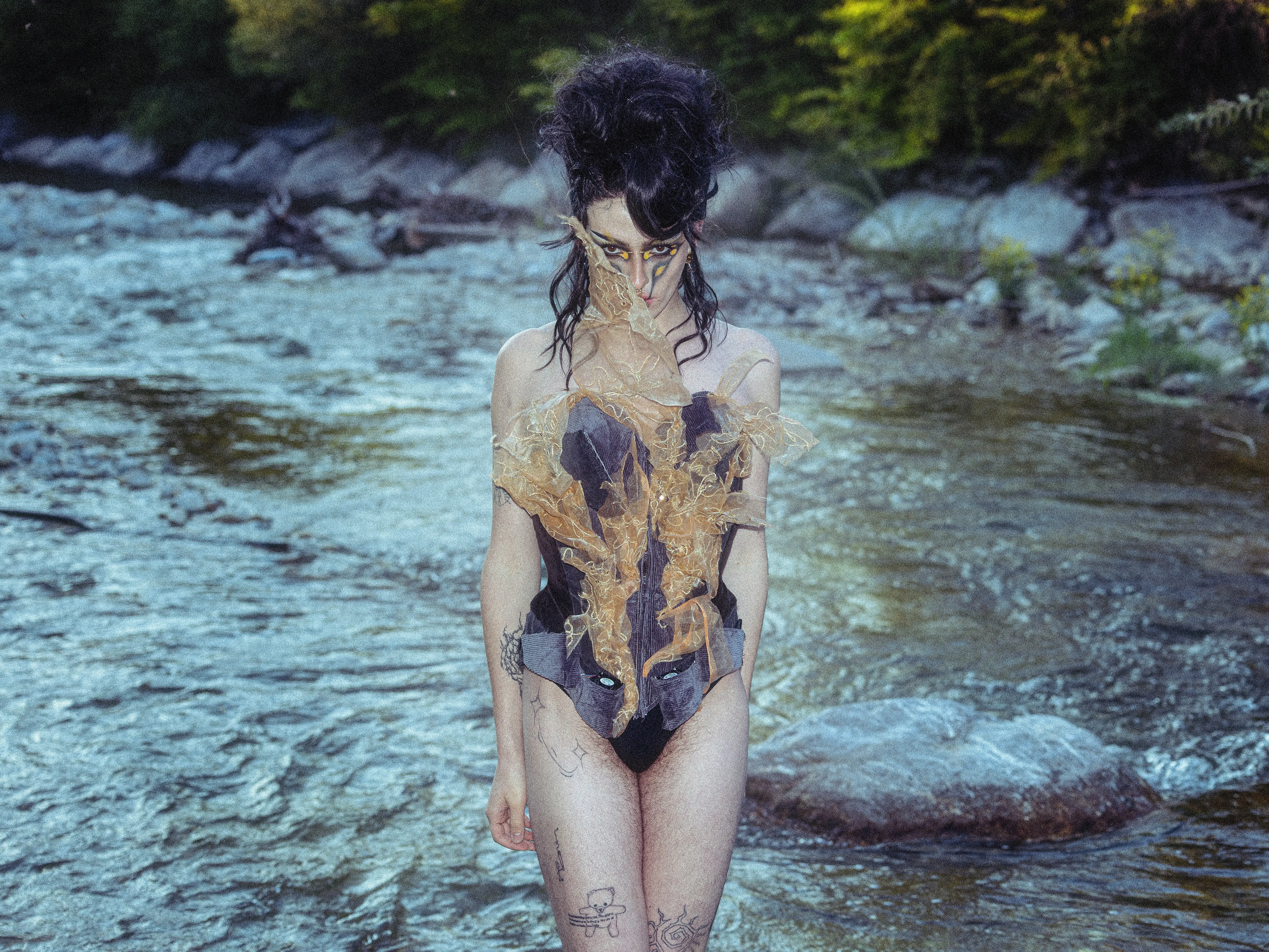 Photographie studio d'un model.