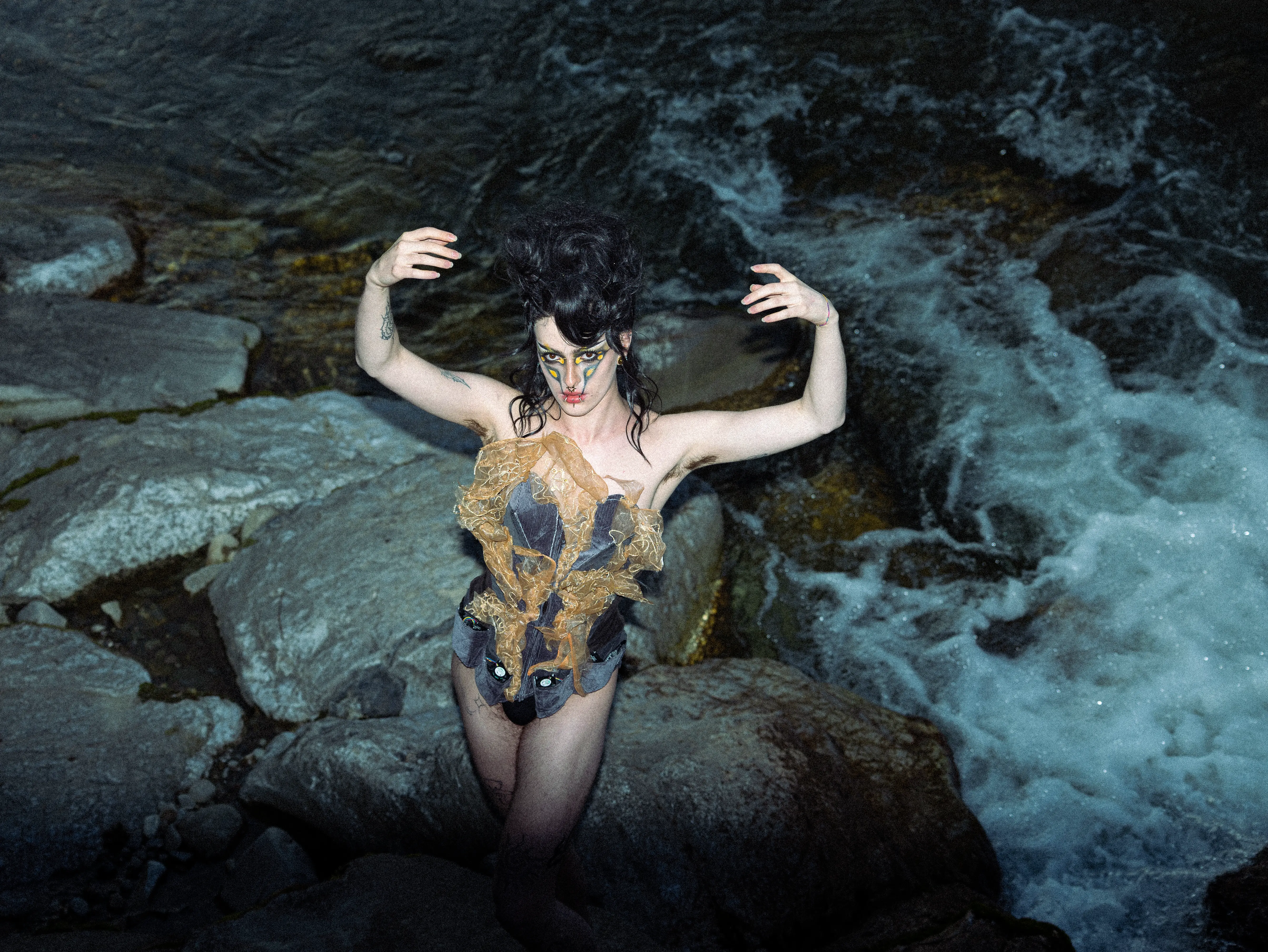 Photographie studio d'un model.